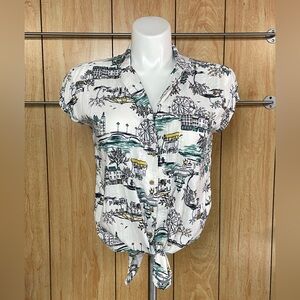 Old Navy Scenic Print Button Down Shirt - White and Black SZ-M